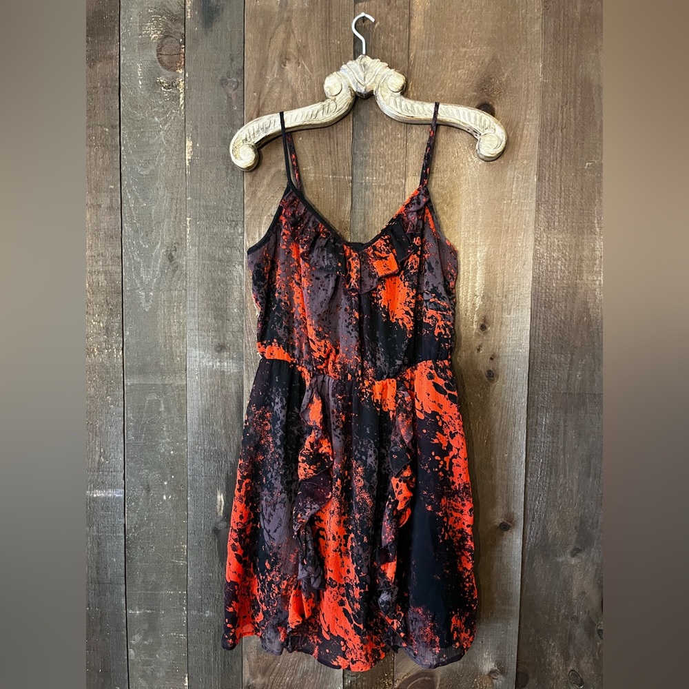 Dynamite dress - Size L - Ruffles & adjustable straps